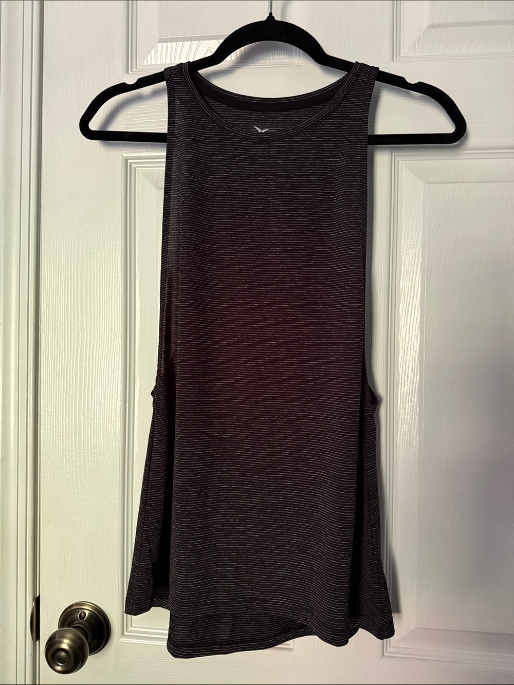 Active Sleeveless Swing Tank Top - Black